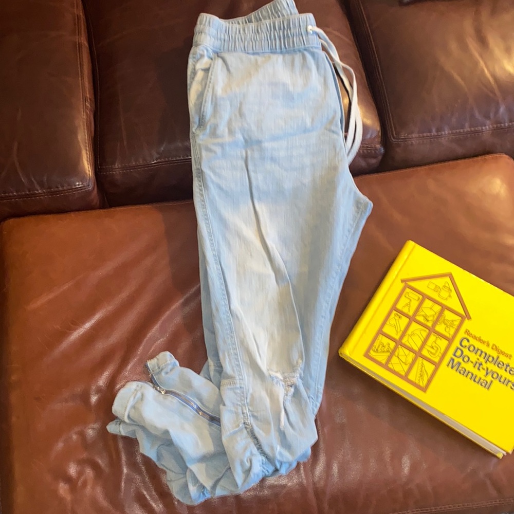 Jean Joggers